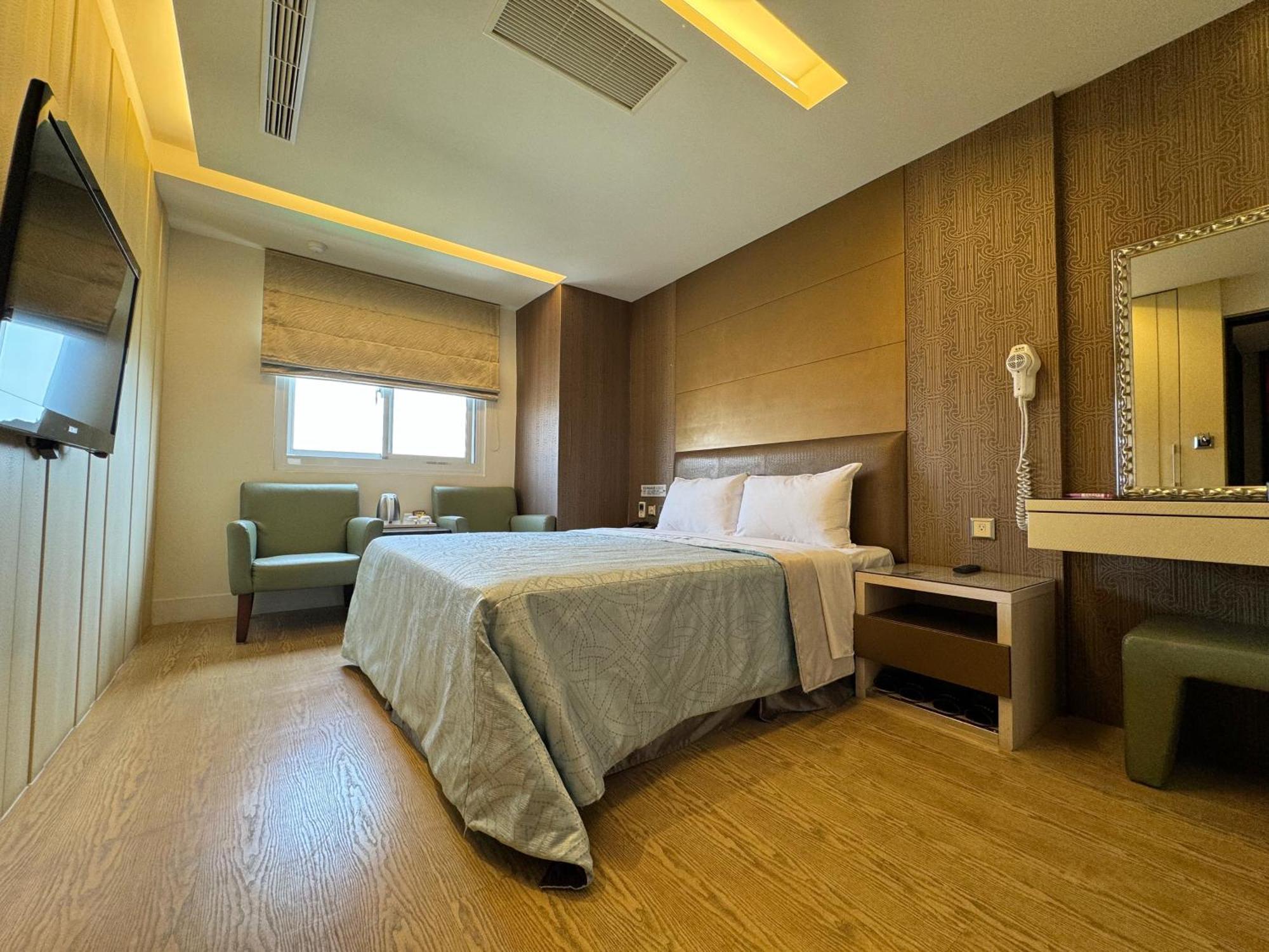 Ai Lai Fashion Hotel Taizhong Zewnętrze zdjęcie